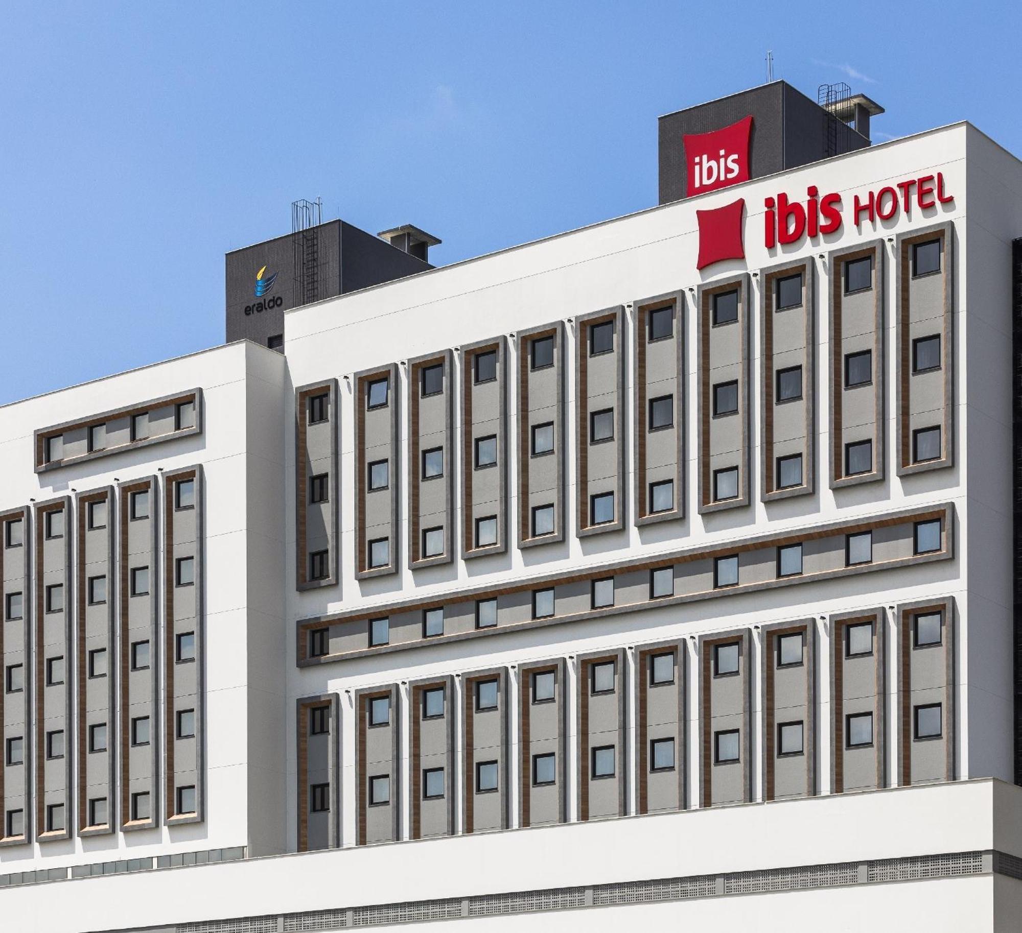 Отель Ibis Тубаран Экстерьер фото
